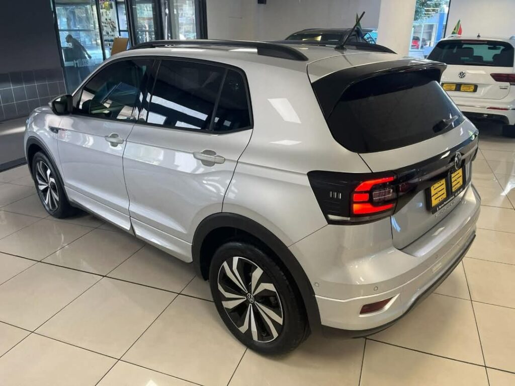  2021 VOLKSWAGEN T-CROSS 1.0TSI COMFORTLINE SUV R-LINE