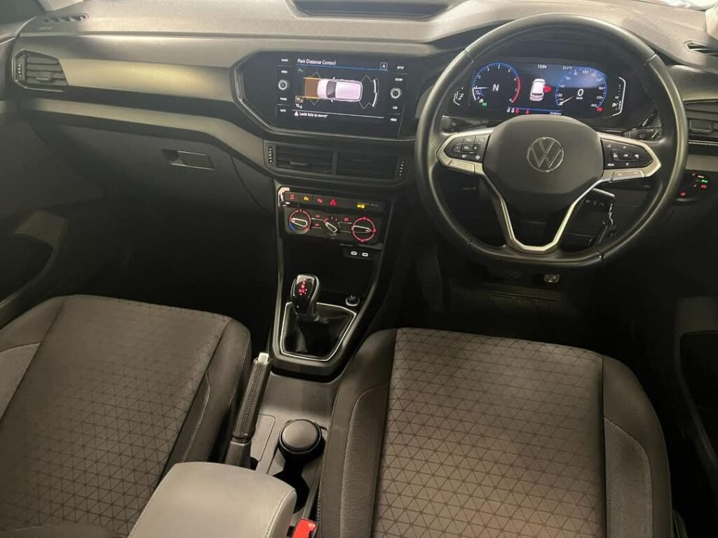  2021 VOLKSWAGEN T-CROSS 1.0TSI COMFORTLINE SUV R-LINE